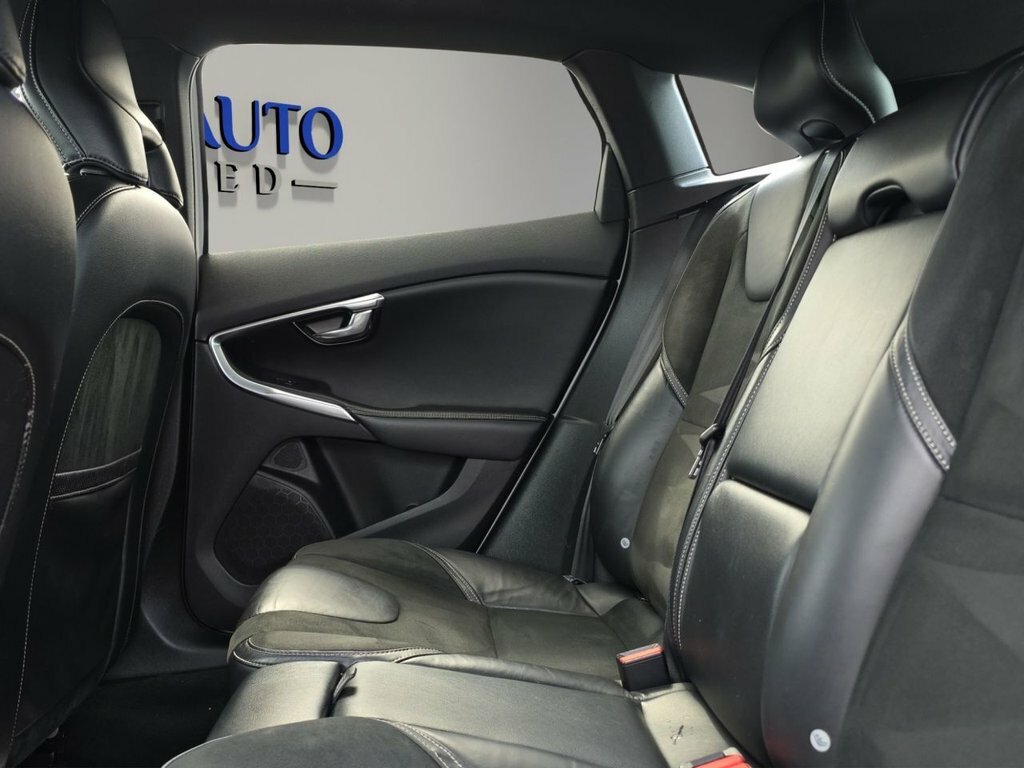 Volvo V40 Hatchback 2.0 T3 R-design Euro 6 Ss 20161 Silver #20
