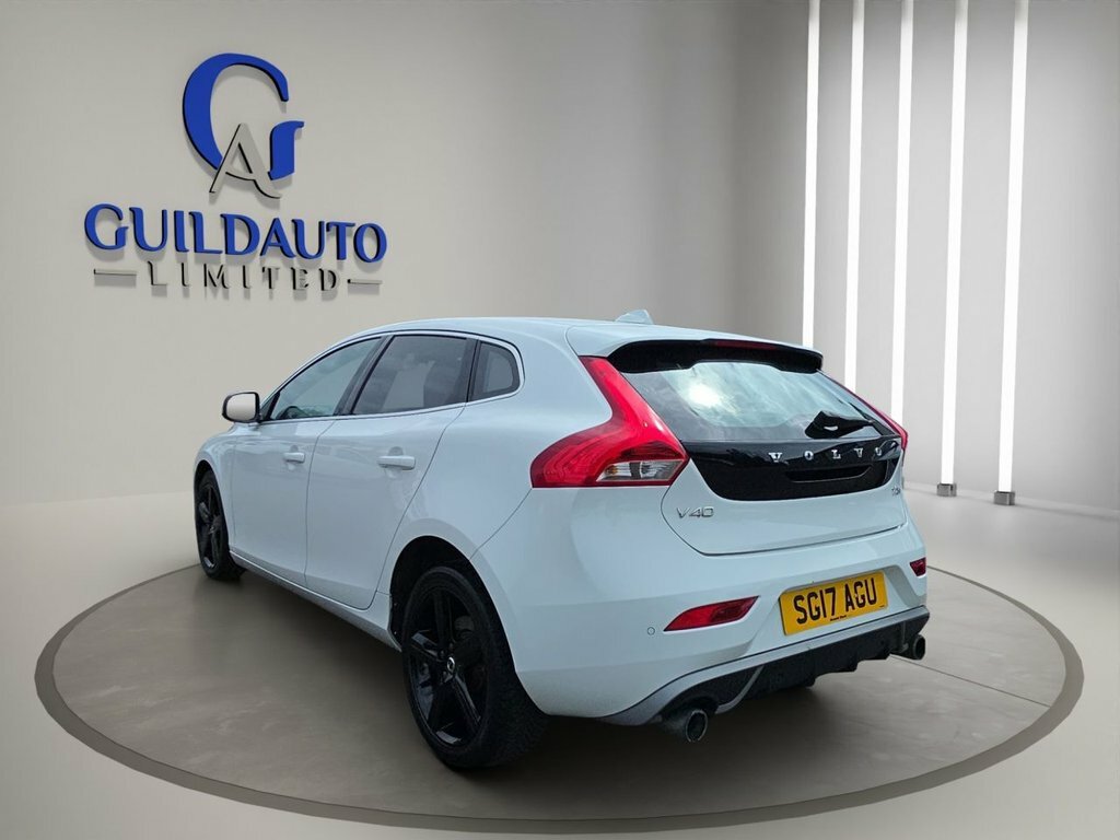 Volvo V40 2L R-design White #4