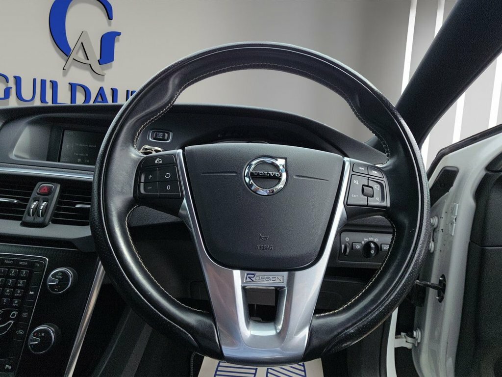 Volvo V40 Hatchback 2.0 T3 R-design Euro 6 Ss 20161 Silver #21