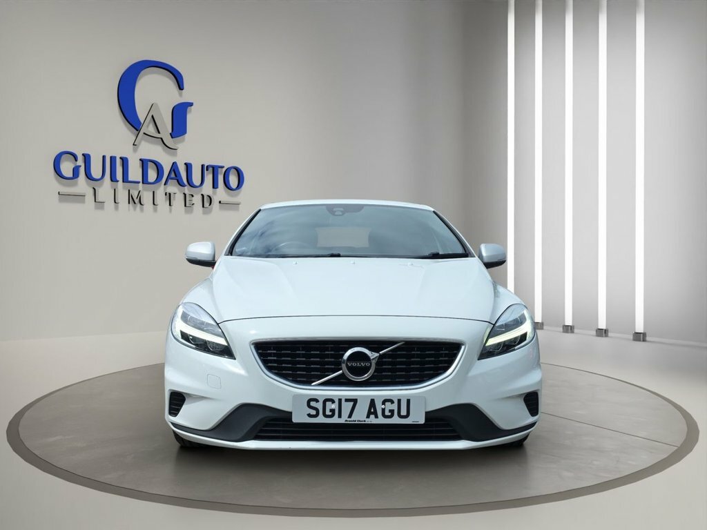 Volvo V40 2L R-design White #2