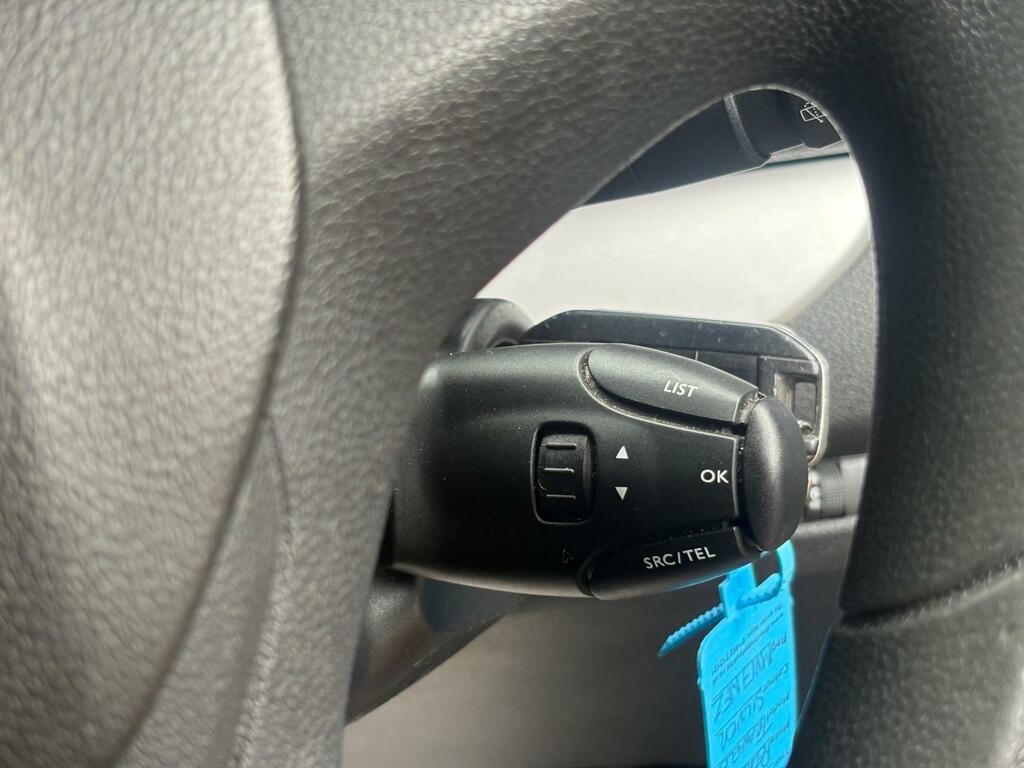 Peugeot Traveller 2017 17 2.0 Black #27