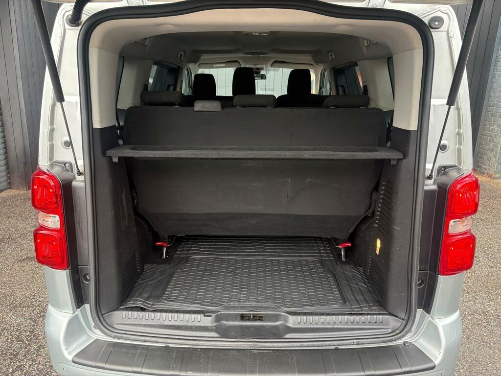Peugeot Traveller 2017 17 2.0 Black #12
