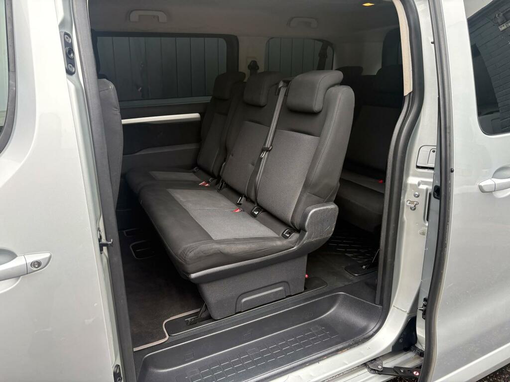Peugeot Traveller 2017 17 2.0 Black #48