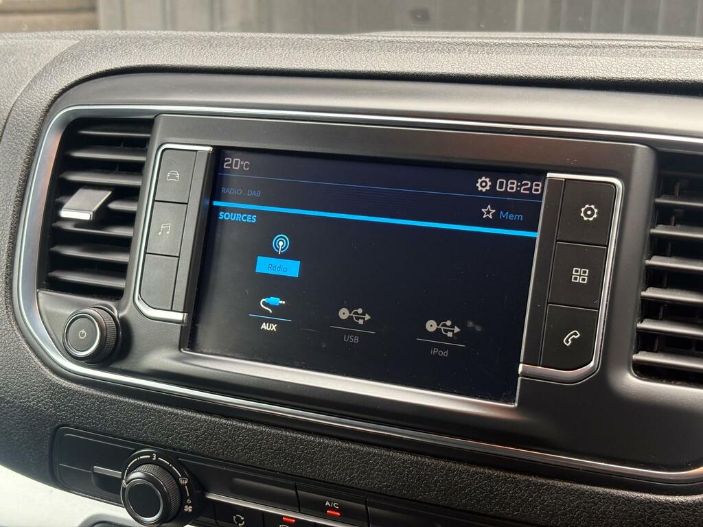 Peugeot Traveller 2017 17 2.0 Black #30