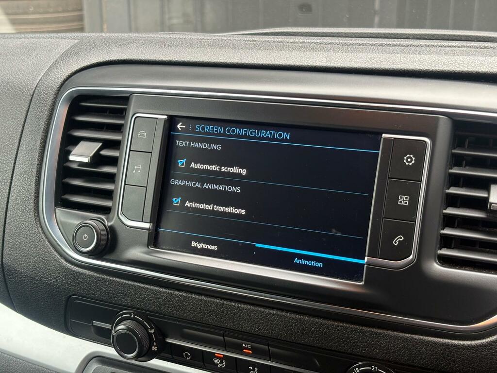 Peugeot Traveller 2017 17 2.0 Black #34