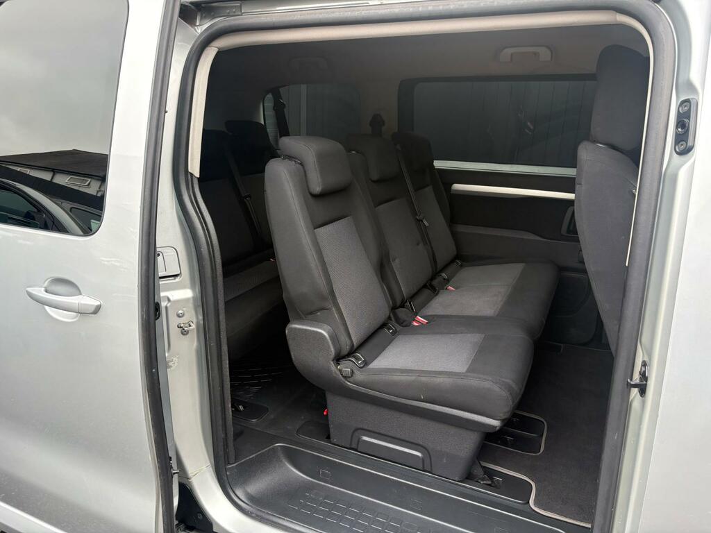 Peugeot Traveller 2017 17 2.0 Black #49