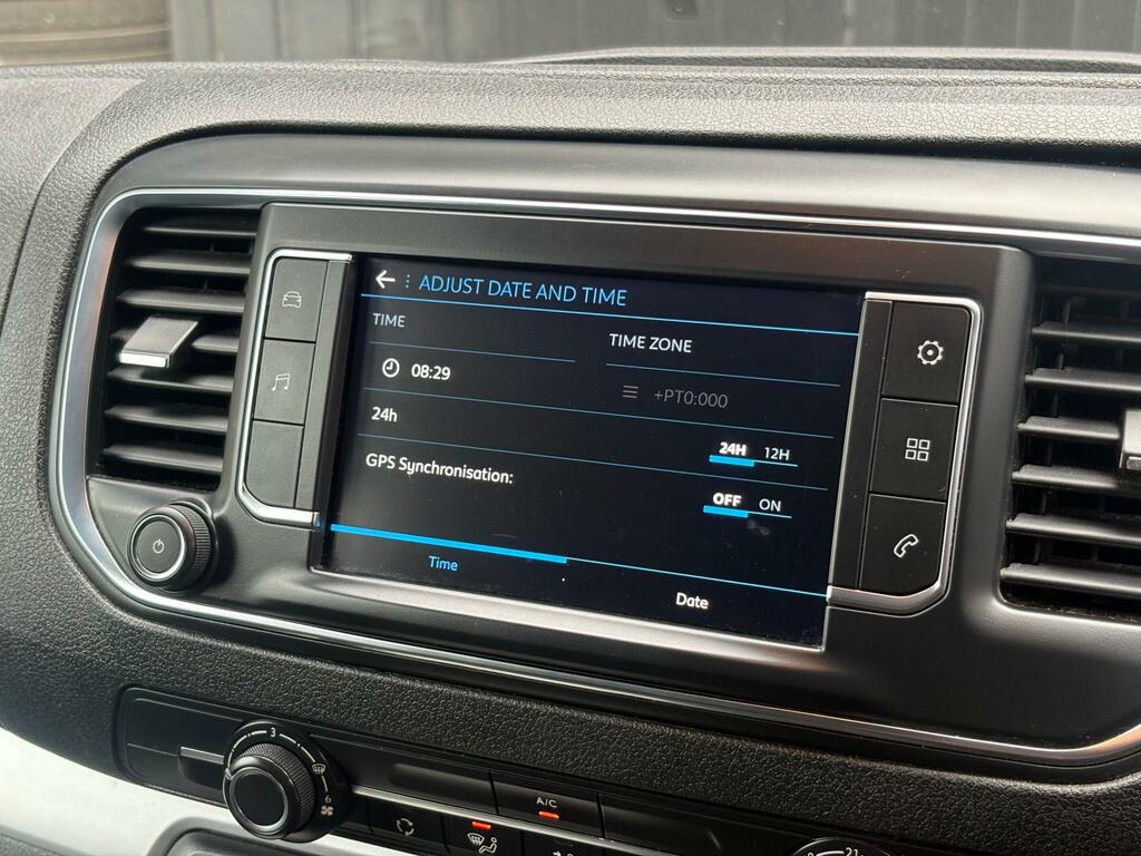 Peugeot Traveller 2017 17 2.0 Black #37