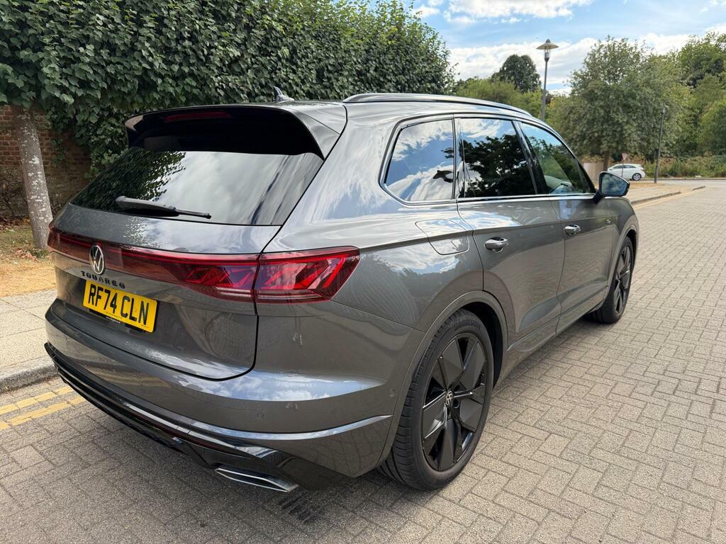 Volkswagen Touareg 3.0 Tdi V6 Black Edition Tiptronic 4Motion Euro 6 Grey #4