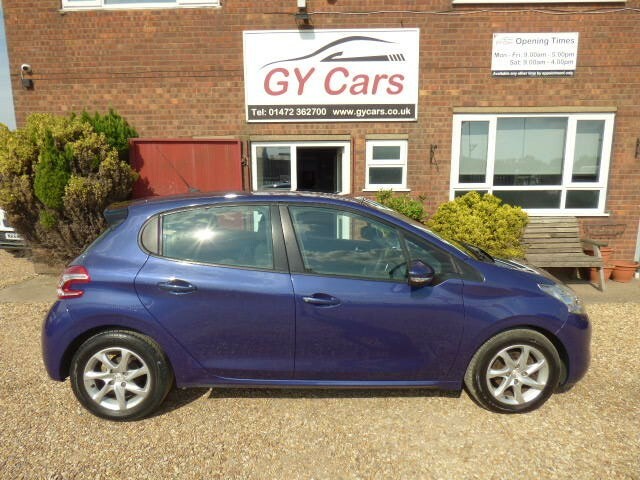 Peugeot 208 Hatchback 1.4 E-hdi Active, 20 Road Tax, Full Ser Blue #4