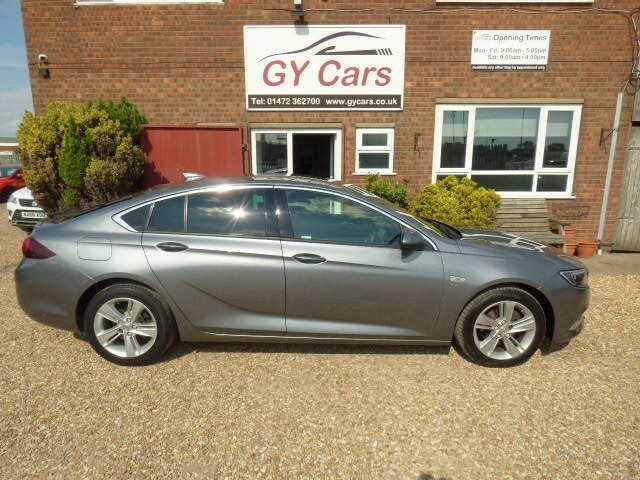 Vauxhall Insignia Hatchback 1.6 Turbo D Ecotec Blueinjection Sri Nav VN18PFV Grey #4