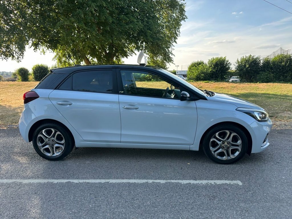 Hyundai I20 1.2L Play Grey #2