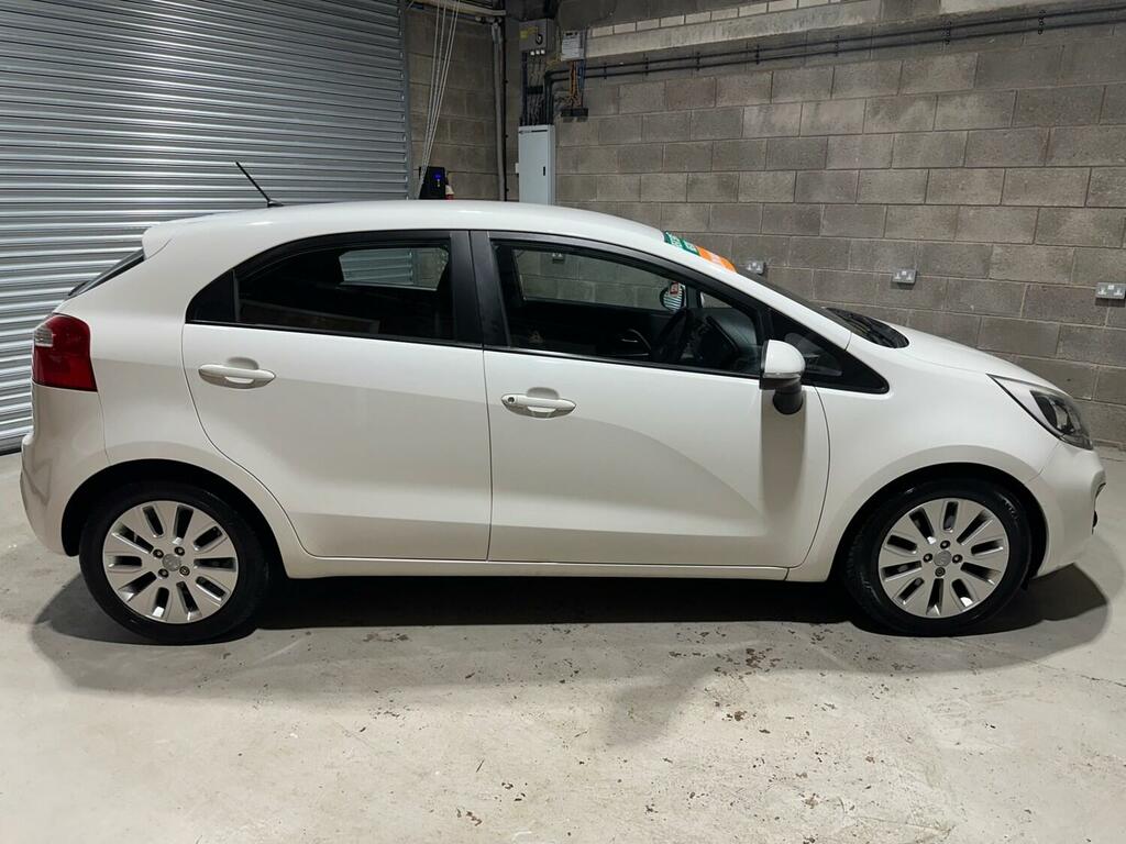 Kia RIO 1.4 2 White #5