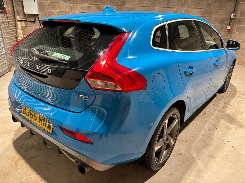 Volvo V40 T2 122 R Design Blue #6