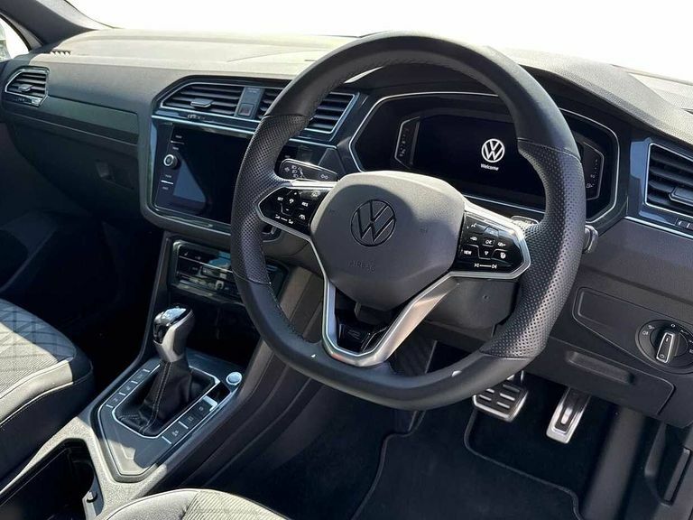 Volkswagen Tiguan 1.5 Tsi 150 R-line Edition Dsg AX23BMU White #6