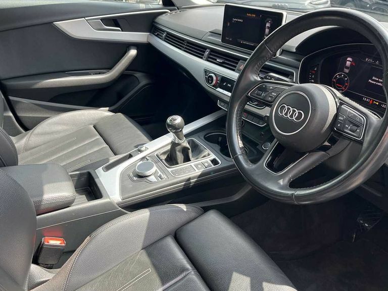 Audi A4 Sport 2.0 Tdi Ultra 150 Ps 6-Speed Grey #6