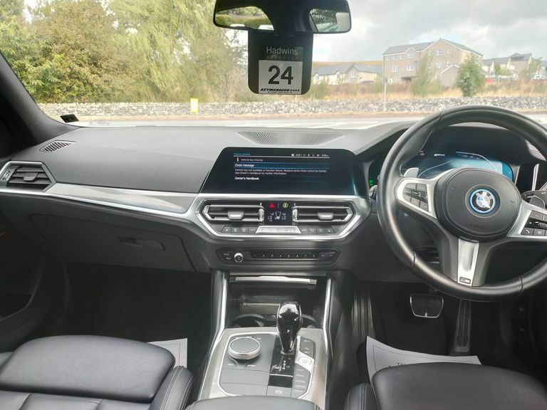 BMW 3 Series M Sport Blue #13