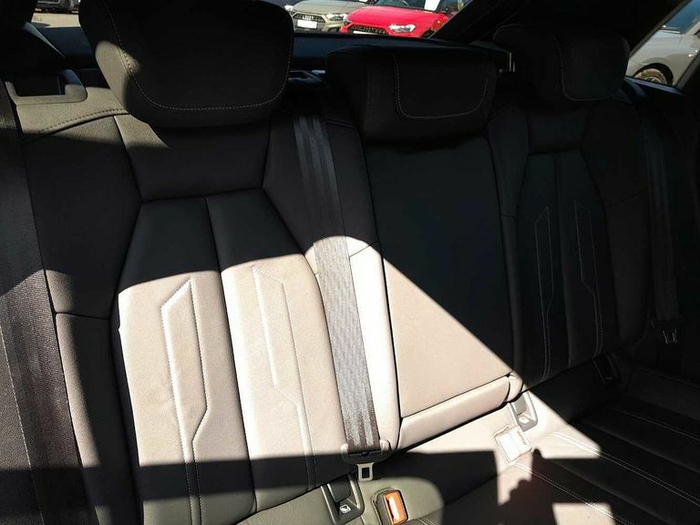 Audi A3 S3 Tfsi Quattro Vorsprung S Tronic 2024 Black #10