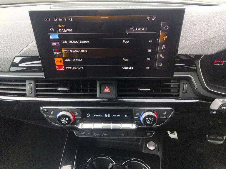 Audi A4 Avant Audi A4 Avant Sport Edition 35 Tfsi 150 Ps S Troni Black #17