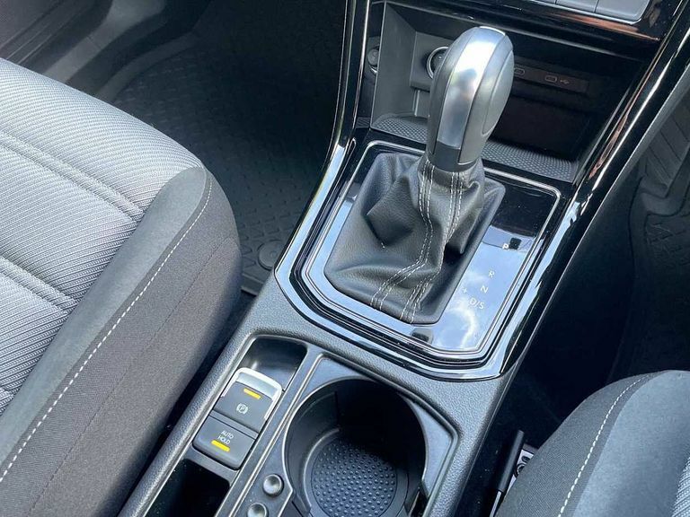 Volkswagen Touran Se 1.5 Tsi 150Ps 7-Speed Dsg Grey #20