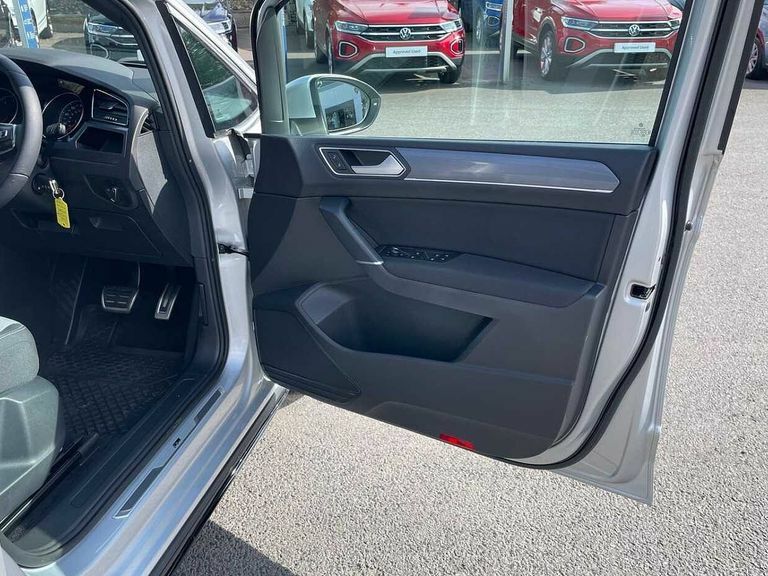 Volkswagen Touran Se 1.5 Tsi 150Ps 7-Speed Dsg Grey #14