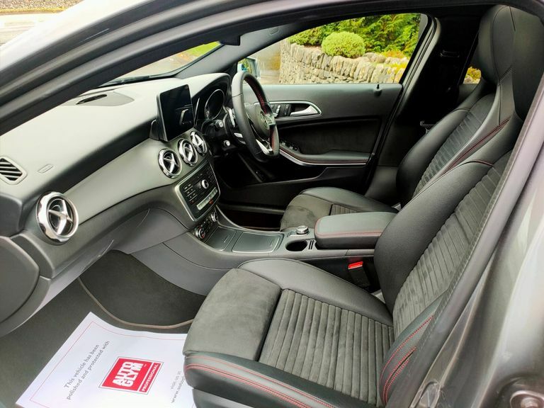 Mercedes-Benz GLA Class Gla 200 Amg Line Edition Plus KE69ZCU Grey #3