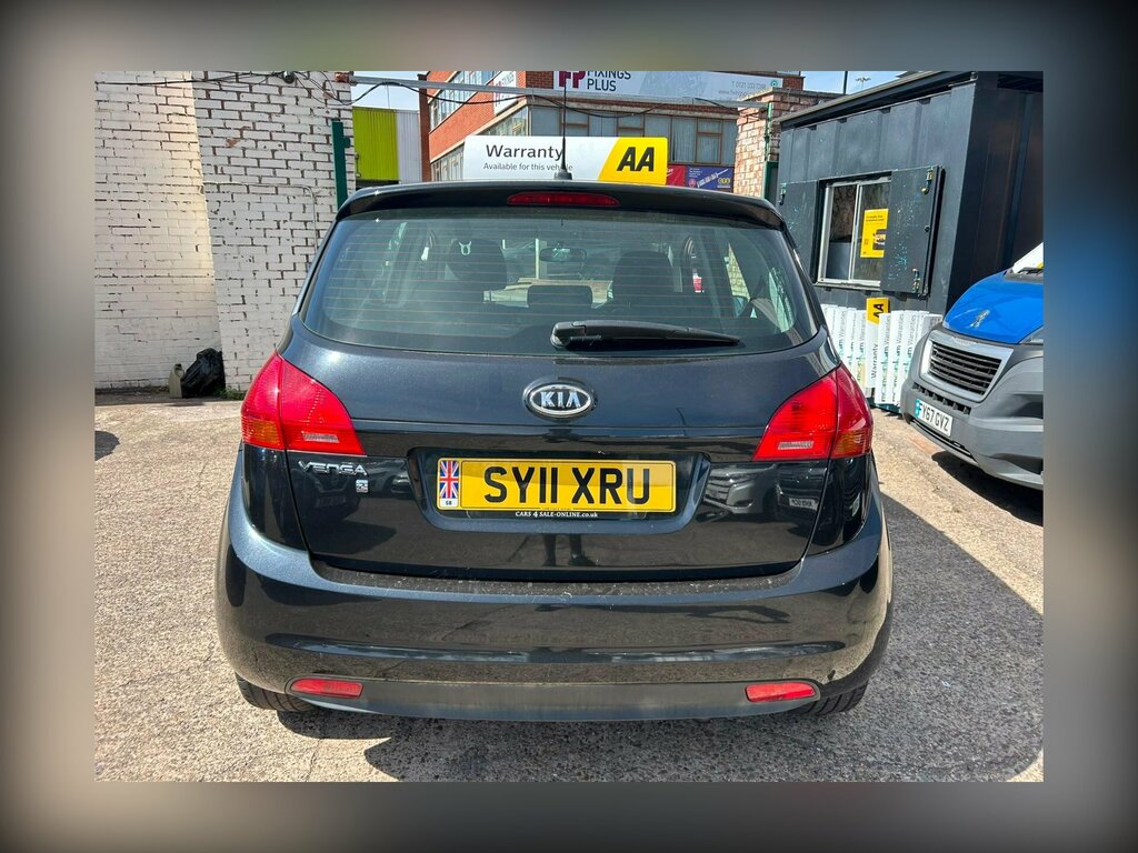 Kia Venga 1.6 2 Euro 5 Black #6