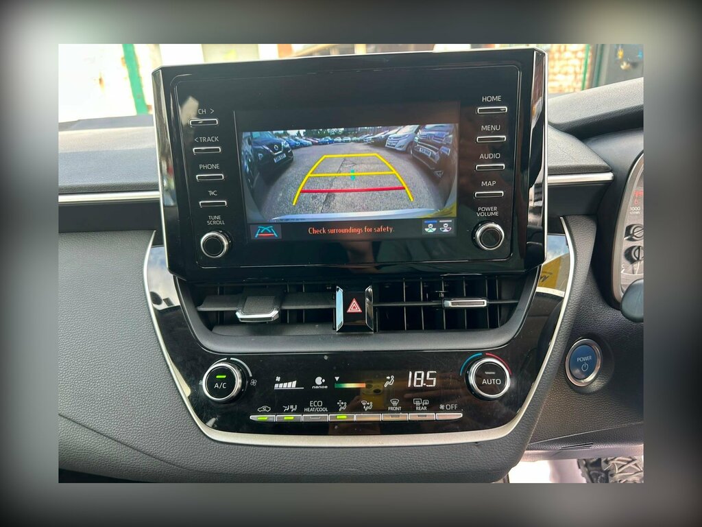 Toyota Corolla 2.0 Vvt-i Hybrid Gr Sport Cvt White #10