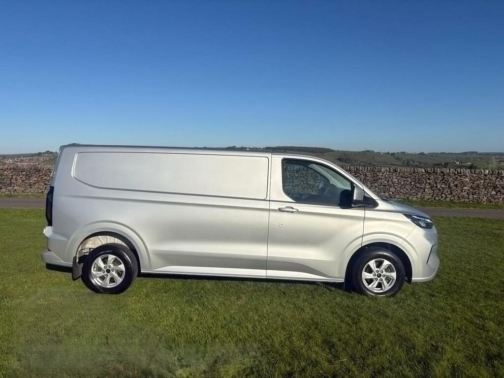 Ford Transit Custom 2.0 Ecoblue 136Ps H1 Van Limited WT24BCU Silver #2