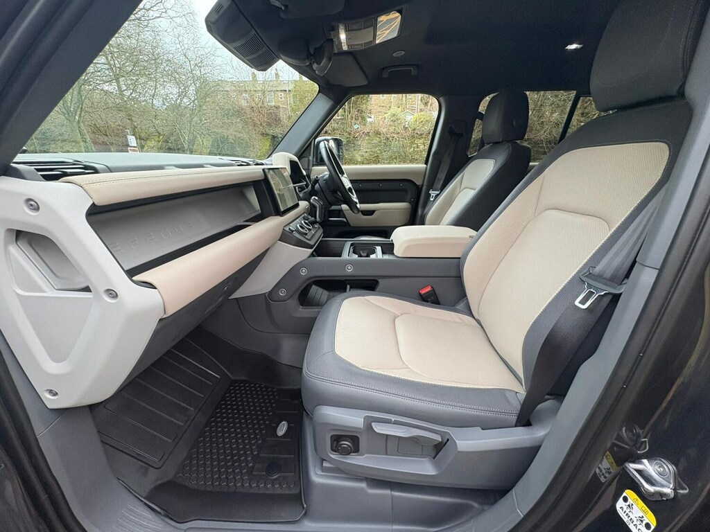 Land Rover Defender 110 3.0 D250 X-dynamic S 110 Grey #4