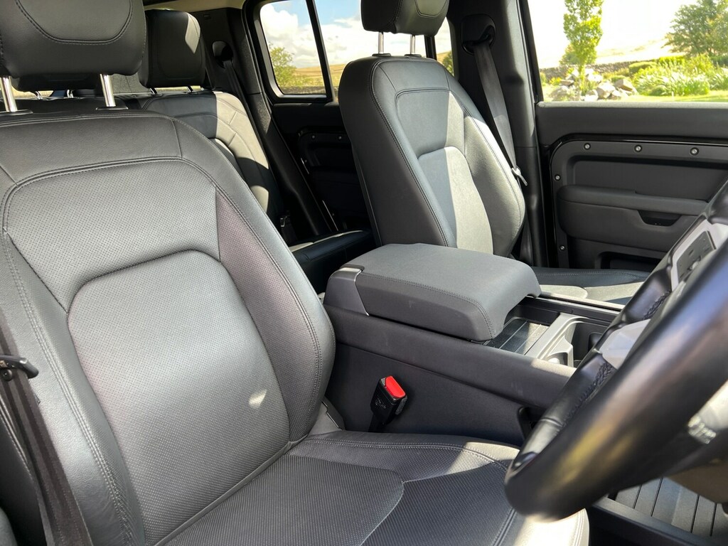 Land Rover Defender 110 3.0 D250 S 110 Blue #9