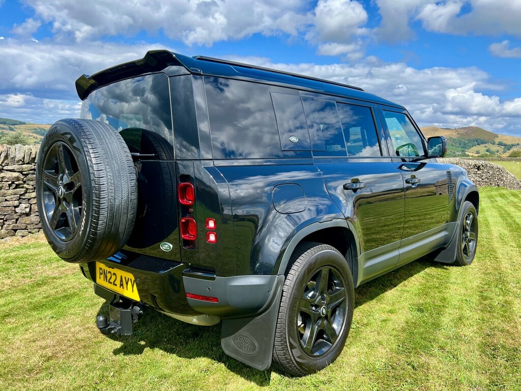 Land Rover Defender 110 3.0 D250 Se 110 Black #3