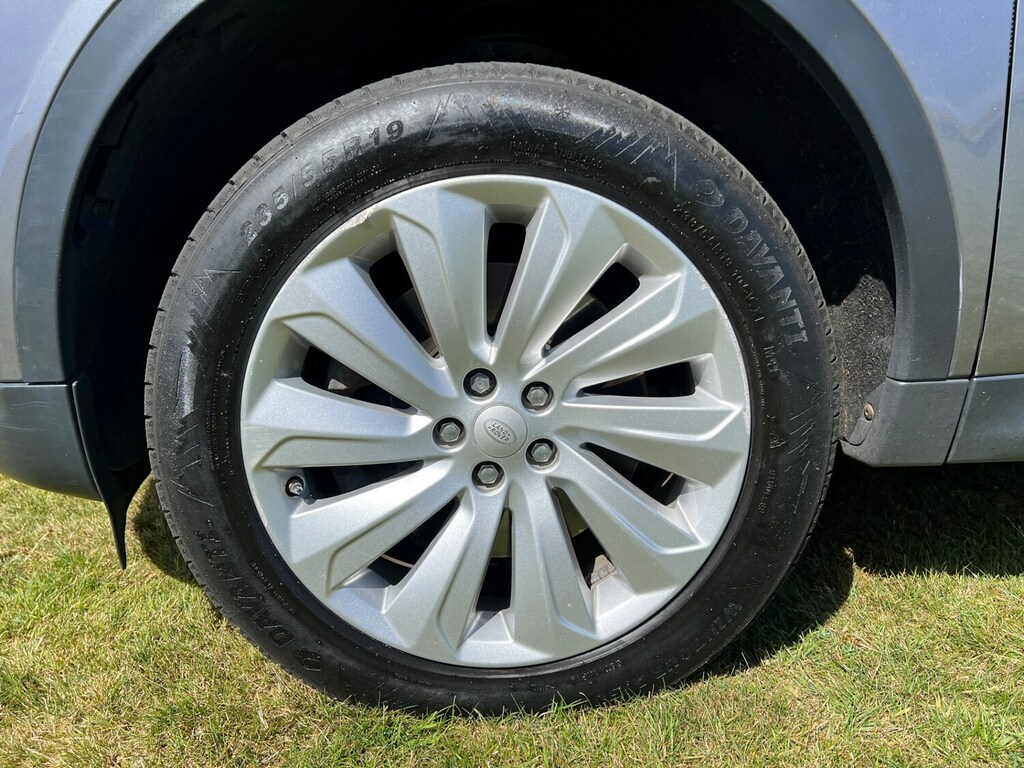 Land Rover Discovery Sport 2.0 D180 R-dynamic S Black #9