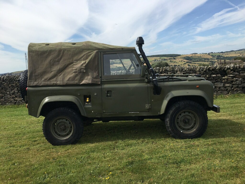 Land Rover Defender 90 300 Tdi Sof Top Green #3