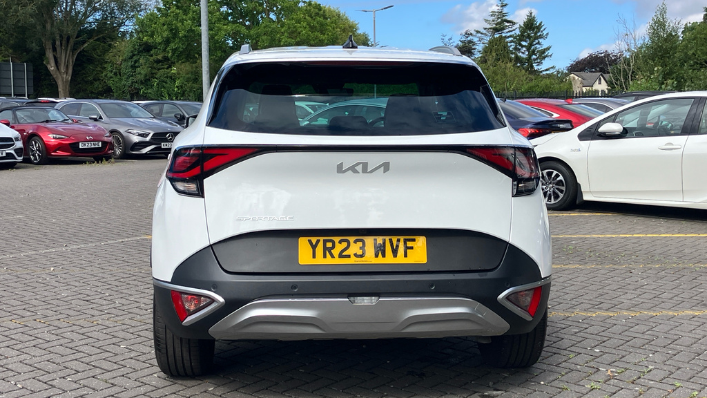 Kia Sportage 1.6 T-gdi 3 Euro 6 Ss White #4