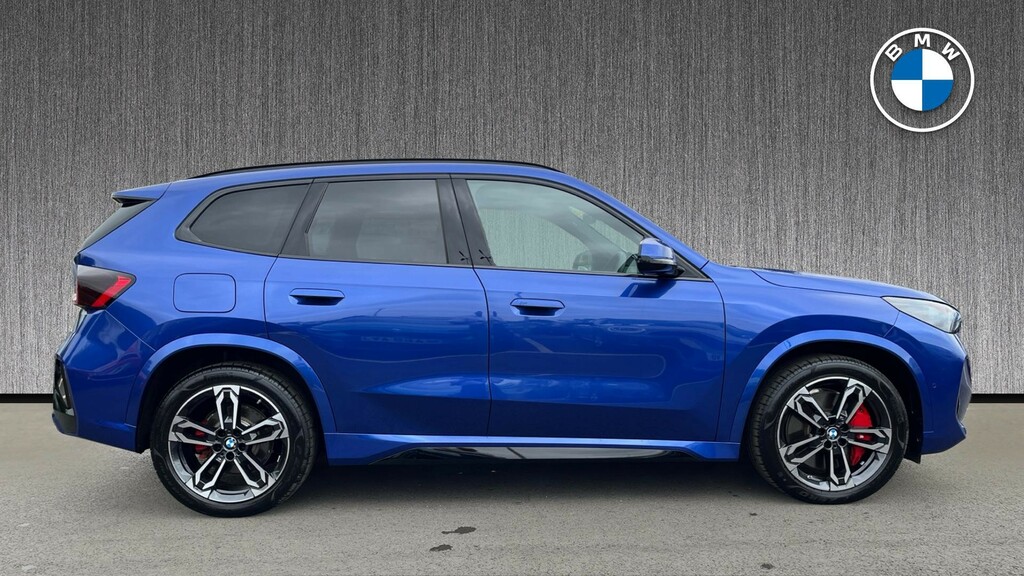 BMW iX1 20 66.5Kwh M Sport Edrive 11Kw Charger Blue #3