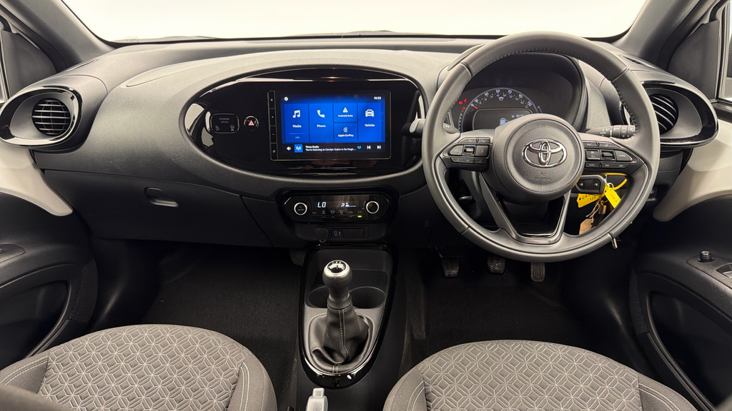 Toyota Aygo X 1.0 Vvt-i Edge Euro 6 Ss White #4