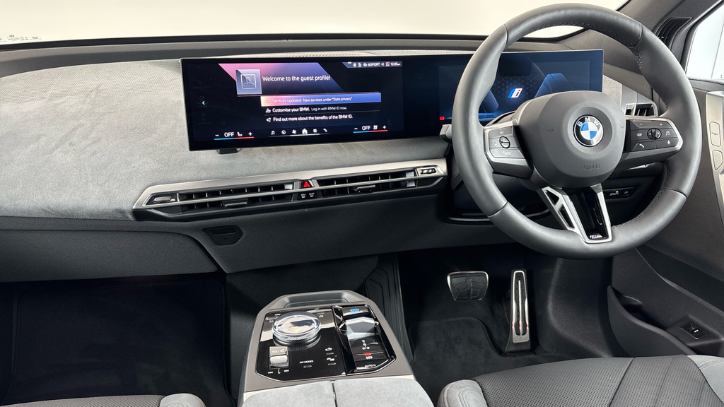 BMW iX 60 111.5Kwh M Sport Xdrive 11Kw Charger  #4