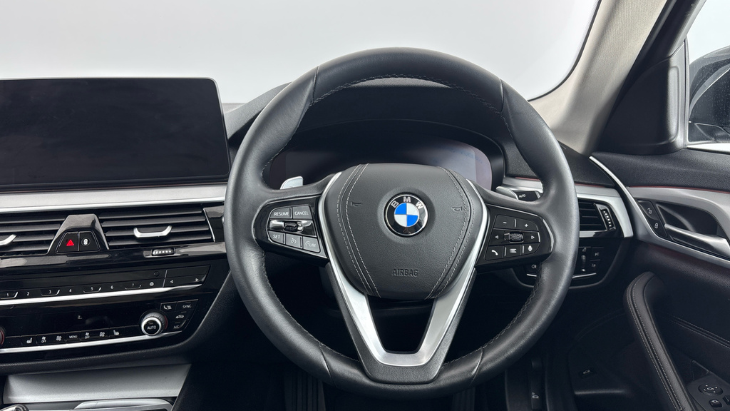 BMW 5 Series 2.0 520D Mht Se Steptronic Euro 6 Ss Black #5