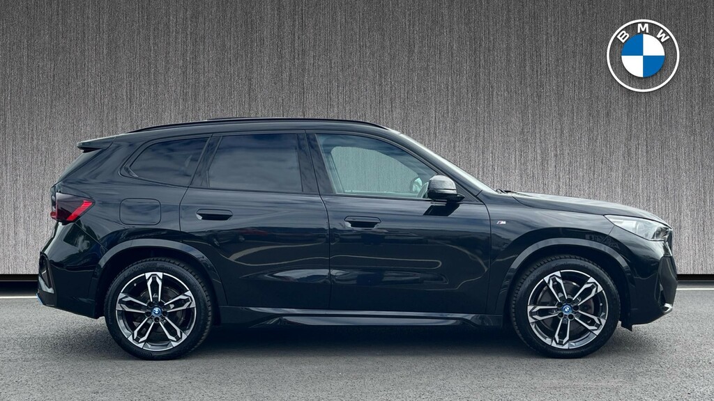 BMW iX1 30 66.5Kwh M Sport Xdrive 11Kw Charger Black #3