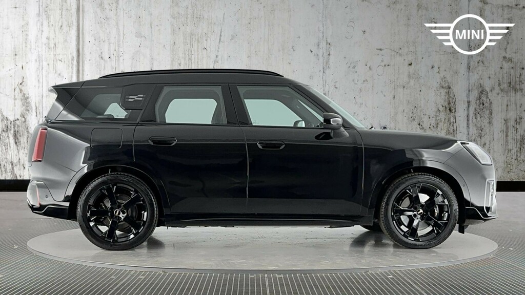Mini Countryman E 66.5Kwh Sport Black #3