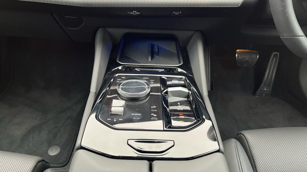BMW i5 250Kw Edrive40 M Sport 84Kwh Grey #10