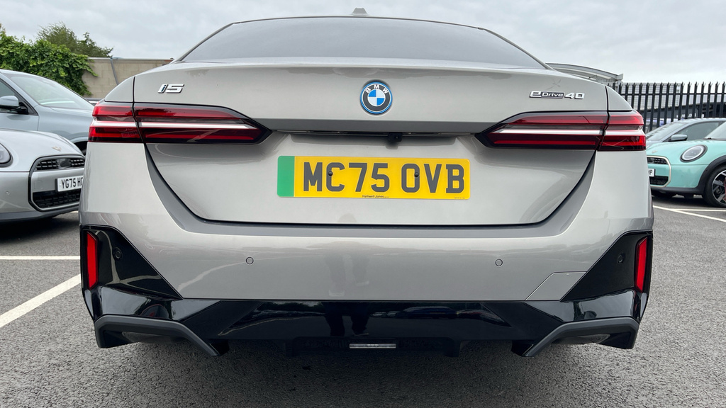 BMW i5 250Kw Edrive40 M Sport 84Kwh Grey #25