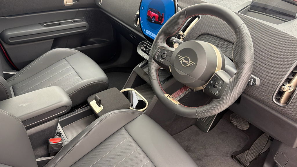 Mini Countryman E 66.5Kwh Sport Red #6