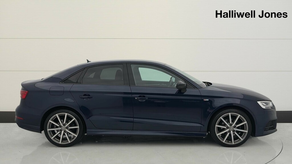 Audi A3 2.0 Tdi Black Edition Euro 6 Ss Blue #3