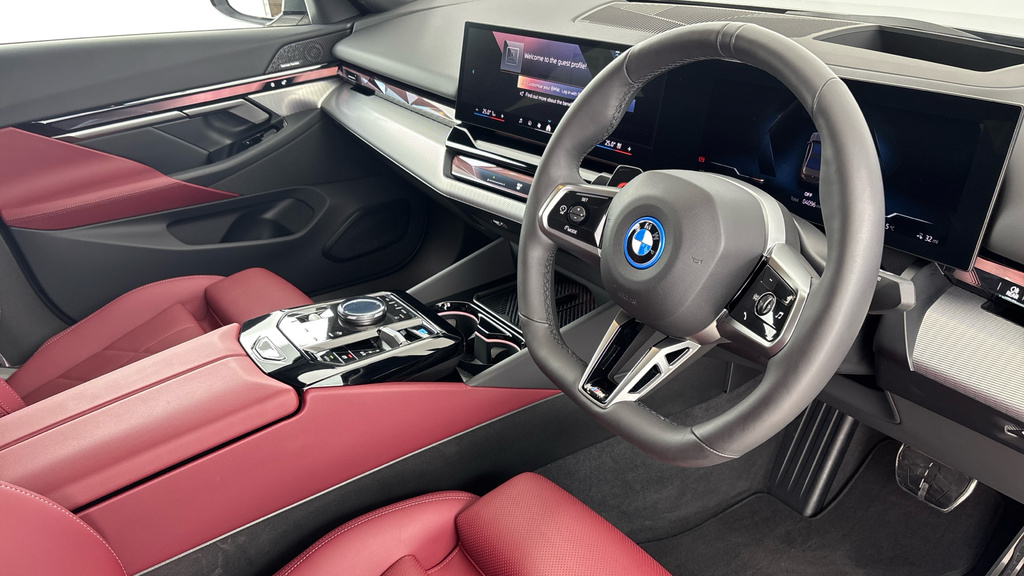 BMW i5 40 83.9Kwh M Sport Pro Edrive 11Kw Charg Grey #6