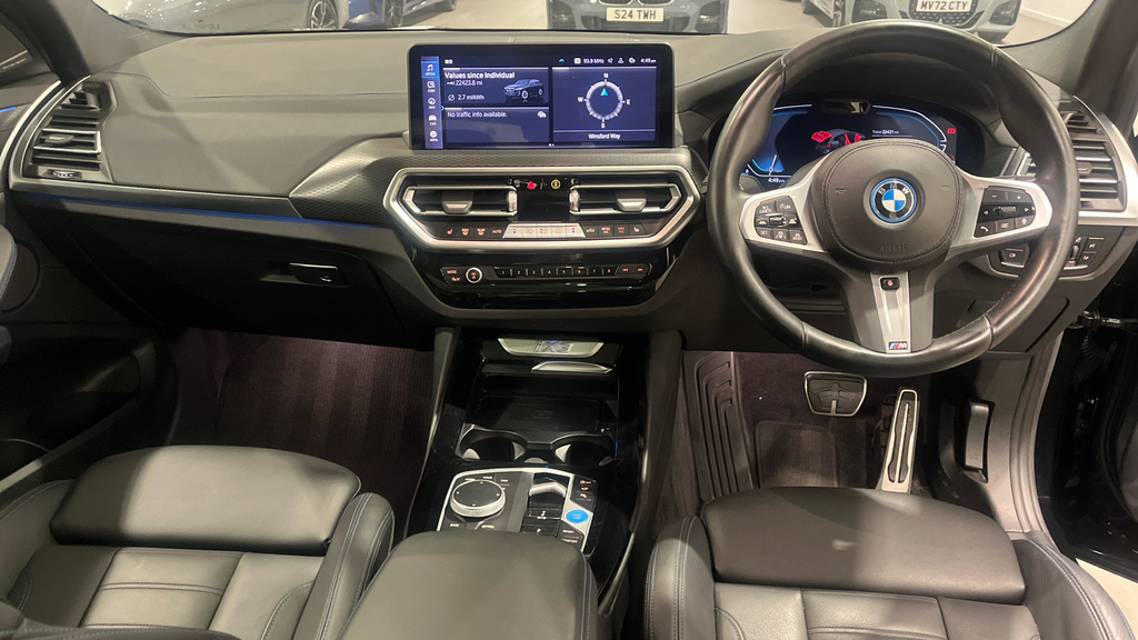 BMW iX3 80Kwh M Sport Pro Black #4