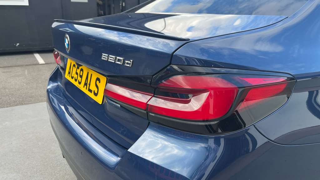 BMW 5 Series 530E M Sport Saloon Blue #33