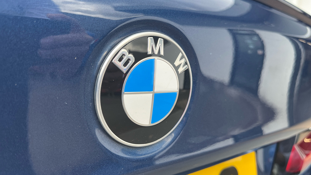 BMW 5 Series 530E M Sport Saloon Blue #36