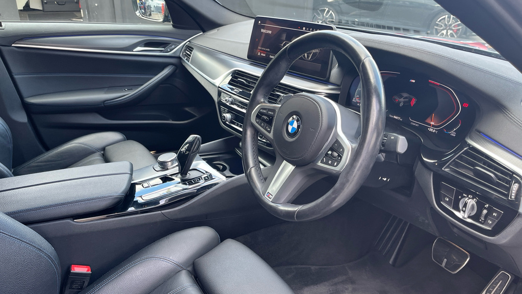 BMW 5 Series 530E M Sport Saloon Blue #6