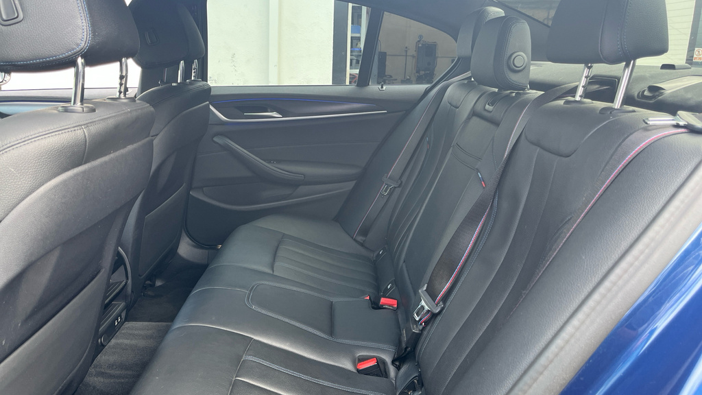 BMW 5 Series 530E M Sport Saloon Blue #12